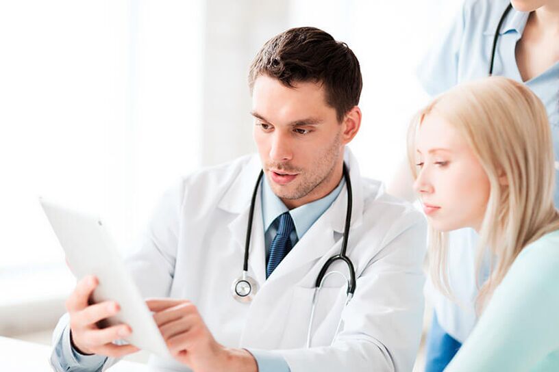 consultation avec un médecin pour une lombalgie